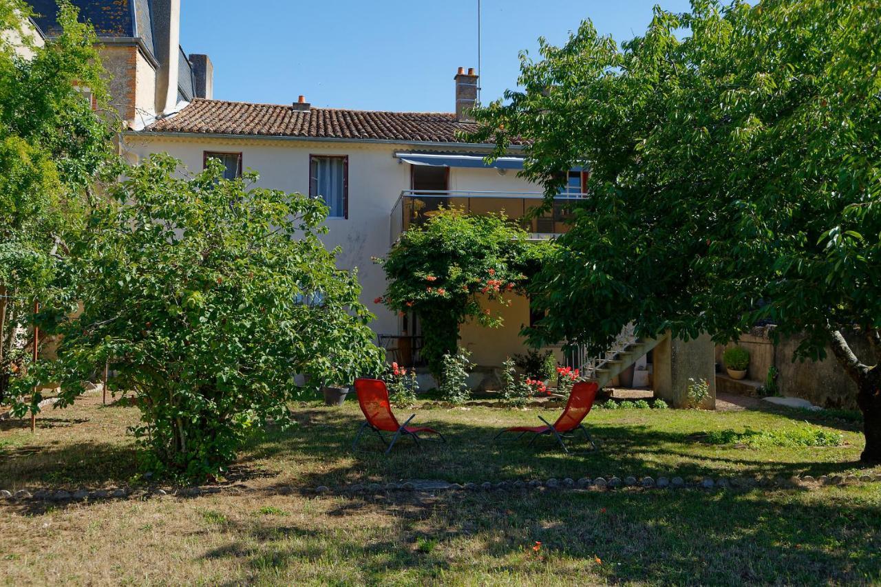 Les Chambres De La Vallee Argentonnay Bagian luar foto